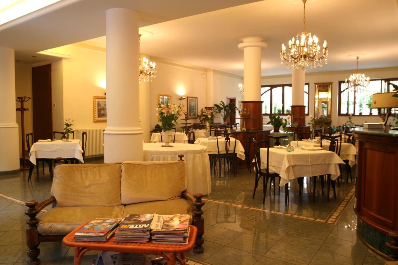 Hotel Pescetto Альбенга Экстерьер фото