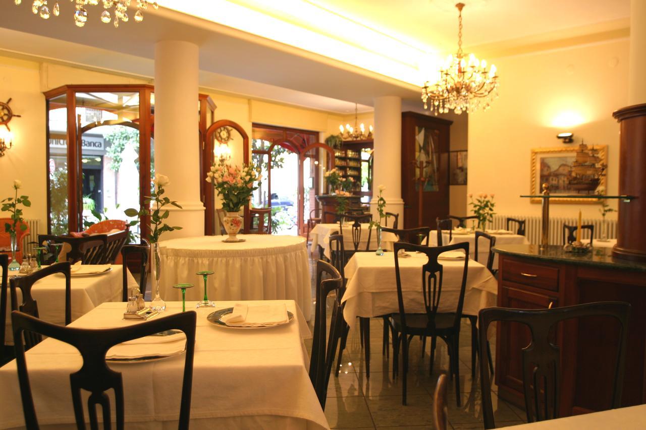 Hotel Pescetto Альбенга Экстерьер фото