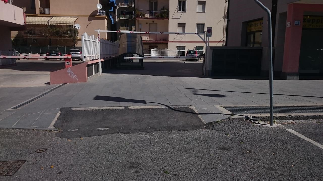 Hotel Pescetto Альбенга Экстерьер фото