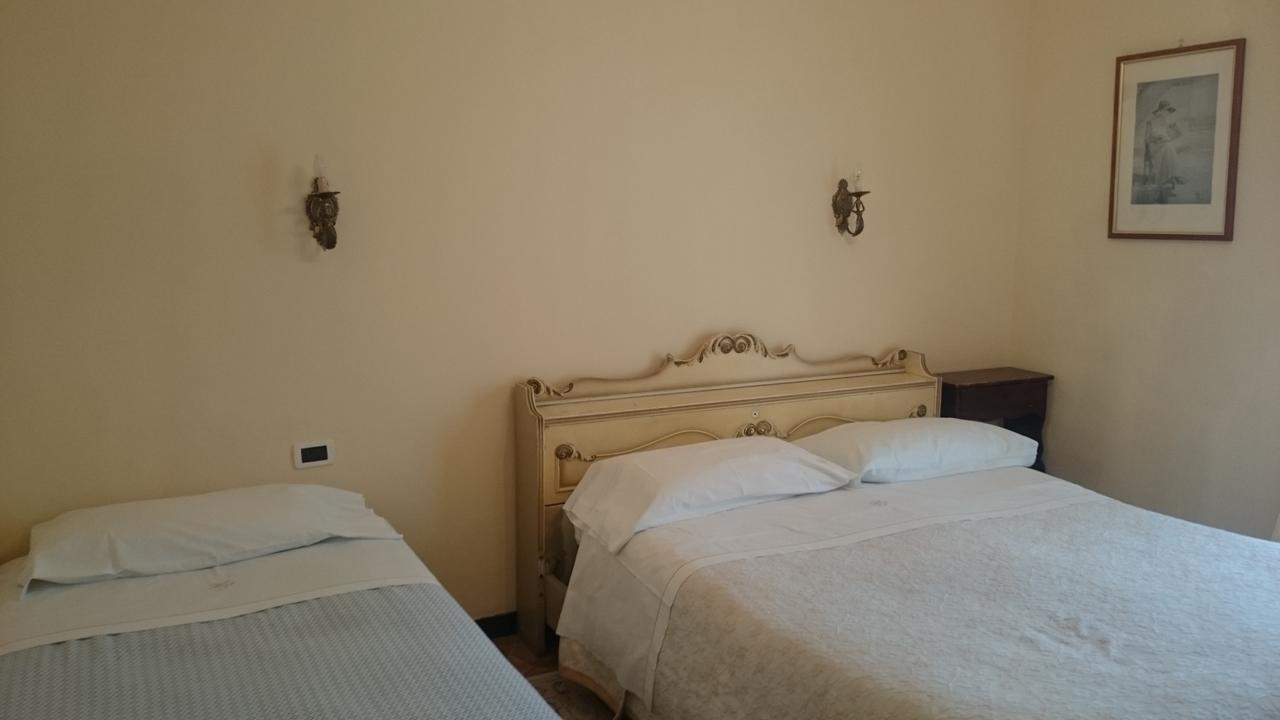 Hotel Pescetto Альбенга Экстерьер фото